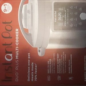 Instant Pot 9 in 1 Multi-Cooker Pot.